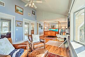 Vibrant Sterling Lakefront Lodge w/ Kayaks