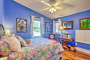 Vibrant Sterling Lakefront Lodge w/ Kayaks