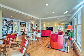 Vibrant Sterling Lakefront Lodge w/ Kayaks