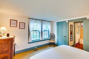 Tranquil 3 BR Stockbridge House w/ Private Deck!