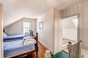 Ipswich Cottage: Beautiful Views, 5 Mins to Beach