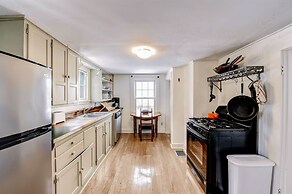Ipswich Cottage: Beautiful Views, 5 Mins to Beach