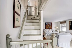 Ipswich Cottage: Beautiful Views, 5 Mins to Beach