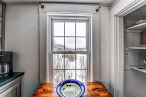 Ipswich Cottage: Beautiful Views, 5 Mins to Beach