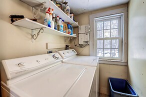 Ipswich Cottage: Beautiful Views, 5 Mins to Beach