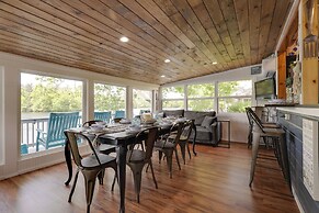 Football Fans Lake Retreat - 5 Mins to Gillette!