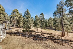 Bright Townhome - 1 Mile to Downtown Cloudcroft