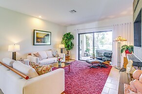 Resort Pools + Golf: Palm Springs Condo!