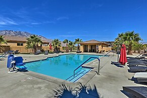Resort Pools + Golf: Palm Springs Condo!