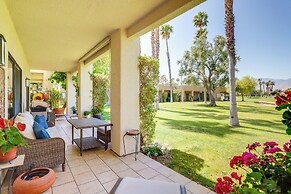 Resort Pools + Golf: Palm Springs Condo!