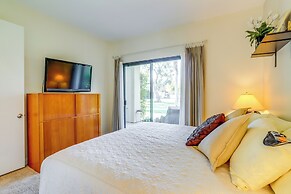 Resort Pools + Golf: Palm Springs Condo!