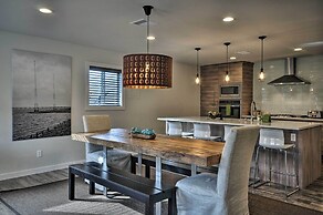 Sleek Riverfront Condo on Pier in Downtown Astoria