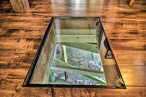 Sleek Riverfront Condo on Pier in Downtown Astoria