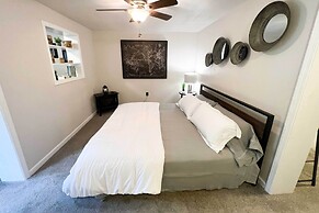 On the Rocks - A Modern Home w/ Decks & Views