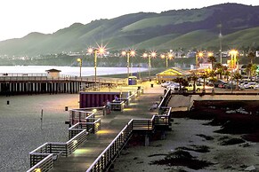 Cozy Arroyo Grande Cottage w/ Patio & Grill!