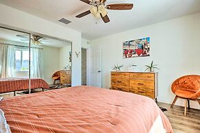 < 4 Mi to Dtwn Palm Springs: Home w/ Private Patio