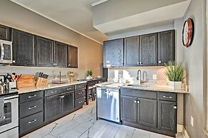 Chic Baltimore Apartment: 2 Mi to Downtown!