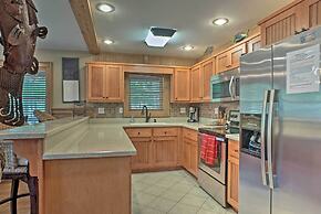 Guntersville Cabin w/ Fire Pit & Covered Porch