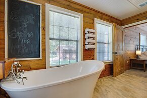Angler's Cabin: Direct Lake Fork Access, By Marina