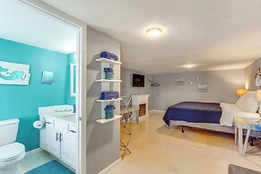 2 Private Decks: Lake-view Osage Beach Home