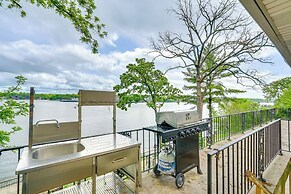 2 Private Decks: Lake-view Osage Beach Home