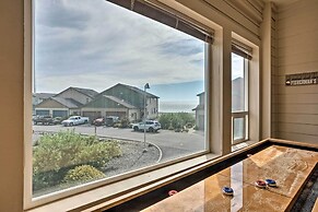 Gold Beach Townhome With Ocean Views & Sunroom!