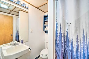 Lakefront Home w/ Rooftop Deck, Grill, Games!