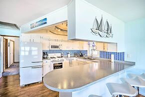 Lakefront Home w/ Rooftop Deck, Grill, Games!