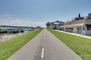 Lakefront Home w/ Rooftop Deck, Grill, Games!