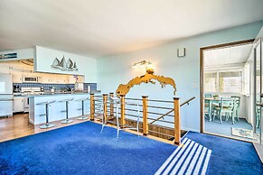 Lakefront Home w/ Rooftop Deck, Grill, Games!