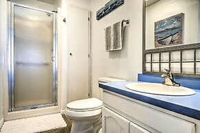 Lakefront Home w/ Rooftop Deck, Grill, Games!