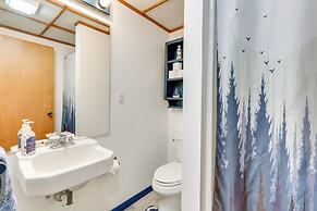 Lakefront Home w/ Rooftop Deck, Grill, Games!