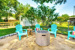 Pet-friendly Cottage, 3 Blocks to Main St!