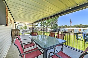 Lakefront Granbury Home, Boat Dock On-site!