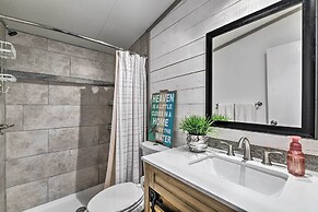 Lakefront Granbury Home, Boat Dock On-site!