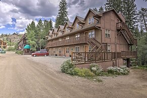 Walk to Marina: Rustic Grand Lake Retreat!