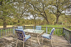 Gainesville Home w/ Outdoor Oasis, 16 Mi to Lake