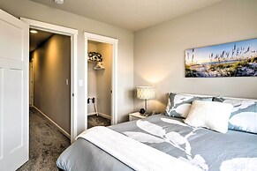 Stunning Neskowin Gem: View of Cascade Head!