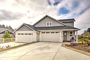 Stunning Neskowin Gem: View of Cascade Head!