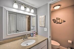 Resort Condo: Golf & Pond View, Walk to Beach