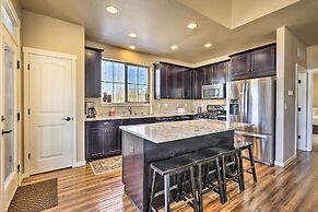 Ski-in/out Granby Home w/ Gas Grill & Fire Pit!