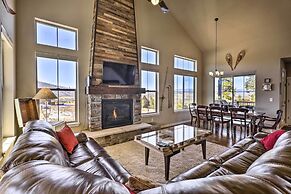 Ski-in/ski-out Granby Gem w/ Gas Grill & Fire Pit!