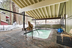 Mammoth Lakes Condo ~ 5 Mi to Mammoth Mtn!