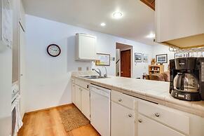 Mammoth Lakes Condo ~ 5 Mi to Mammoth Mtn!