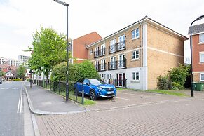 Escape The Matrix - 2 Bed Flat in City Centre