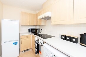Escape The Matrix - 2 Bed Flat in City Centre