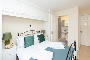 Escape The Matrix - 2 Bed Flat in City Centre