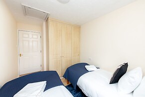 Escape The Matrix - 2 Bed Flat in City Centre