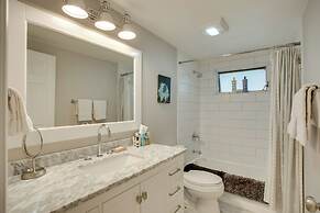 Renovated Avon Condo 5 Mins to Beaver Creek Resort