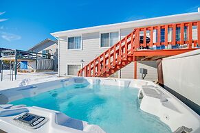 Red Lodge Townhome w/ Hot Tub & Mountain Views!